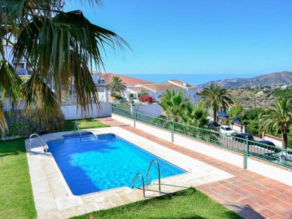 Lovely 2 Bedroomed Apartment With Pool Frigiliana Exterior foto